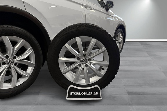Volkswagen Tiguan 13 of 18