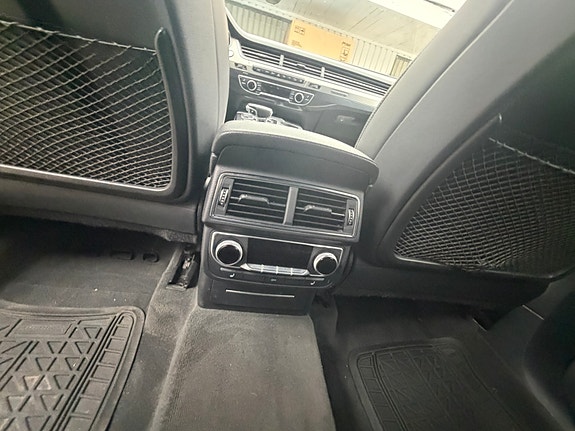 Audi Q7 13 of 24