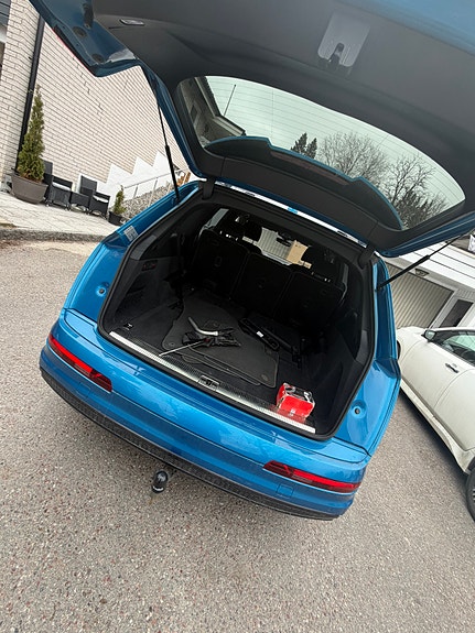 Audi Q7 11 of 24