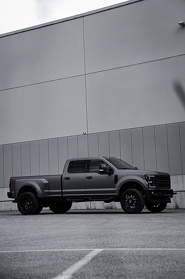 Ford F-350 4 of 5