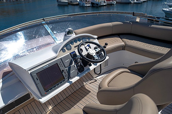 Fairline Phantom 48 4 of 10