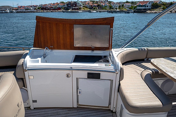 Fairline Phantom 48 5 of 10