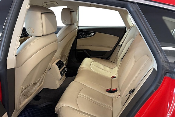Audi A7 10 of 18