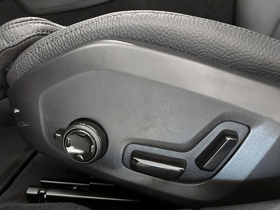 Volvo V60 22 of 23