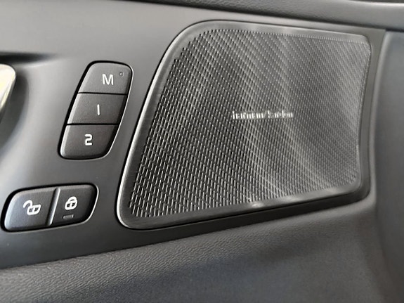 Volvo V60 21 of 23