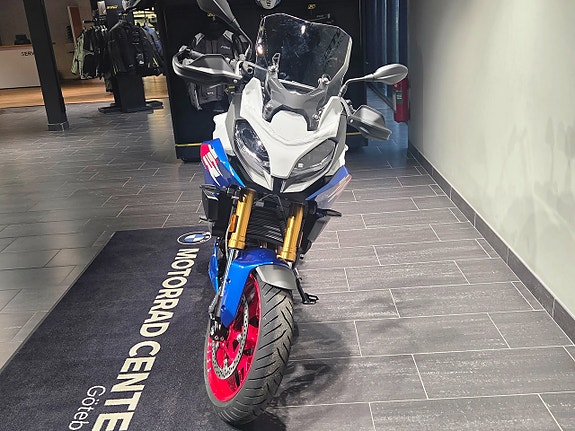 BMW F900XR/Comfort-pack/Dynamic-pack/Sport 4 of 20