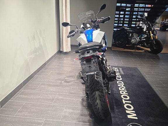 BMW F900XR/Comfort-pack/Dynamic-pack/Sport 8 of 20