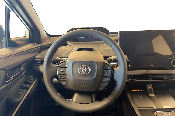 Toyota C-HR+ 9 of 15