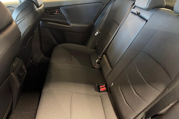 Toyota C-HR+ 15 of 15