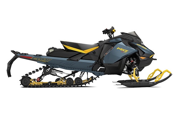 Ski-Doo MXZ X-RS Competition 600R E-TEC 137"  - Demo 2 of 2