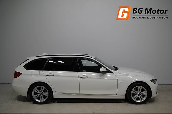 BMW 320 2 of 5