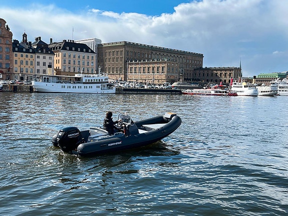 Axis 5.3 | Liten ribb perfekt för sjö