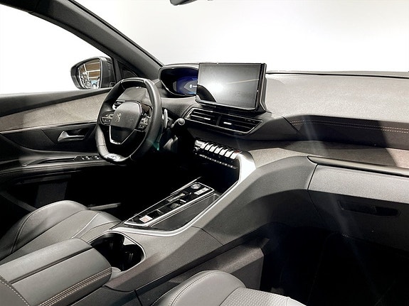 Peugeot 5008 14 of 18