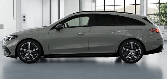 Mercedes-Benz CLA350 2 of 5
