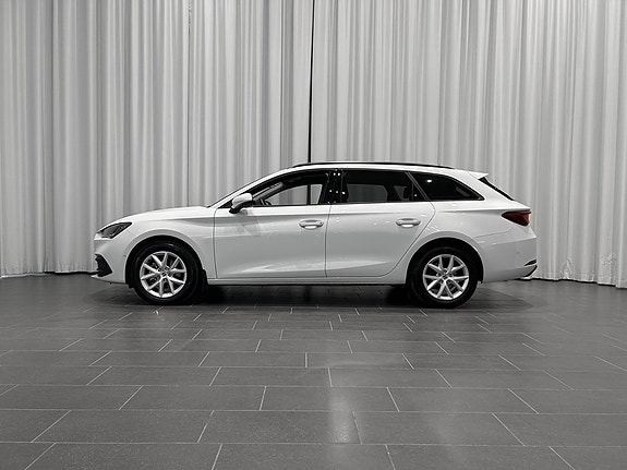 Seat Leon 2 of 5