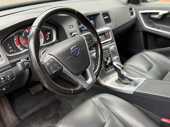 Volvo S60 11 of 14