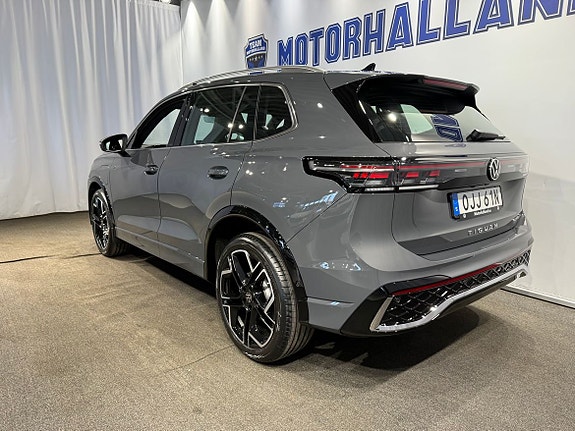 Volkswagen Tiguan 5 of 26
