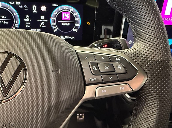 Volkswagen Tiguan 14 of 26