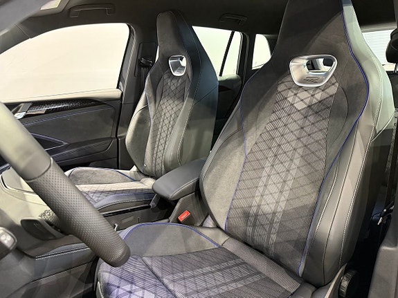 Volkswagen Tiguan 9 of 26