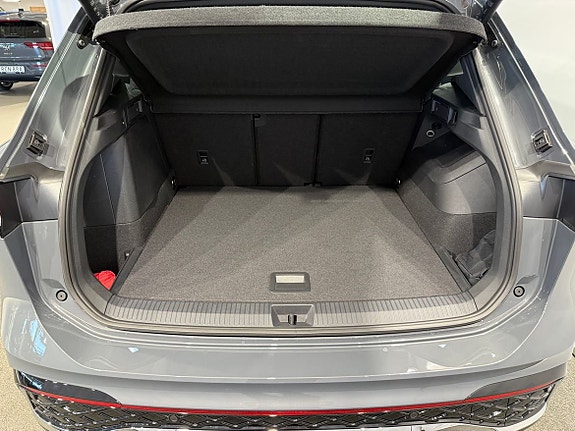 Volkswagen Tiguan 24 of 26