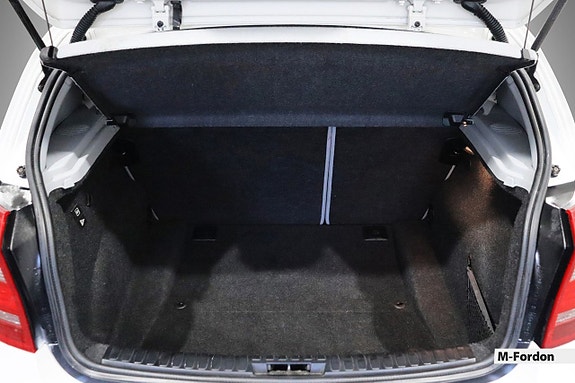 BMW 116i 6 of 17