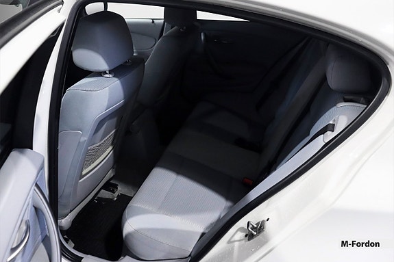 BMW 116i 10 of 17