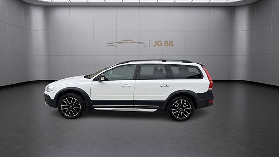 Volvo XC70 3 of 5