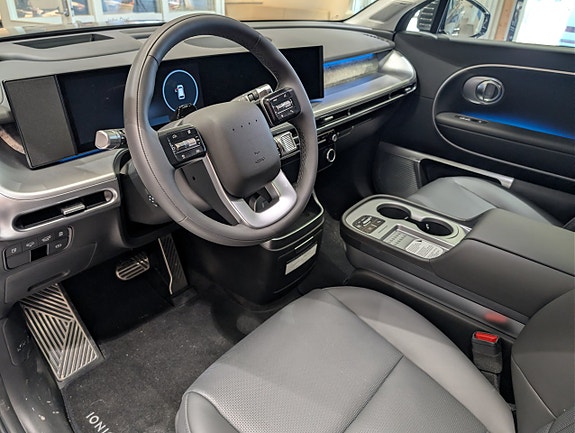 Hyundai Ioniq 9 5 of 5