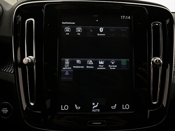 Volvo XC40 25 of 30