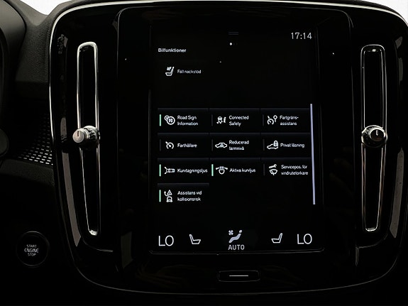 Volvo XC40 22 of 30