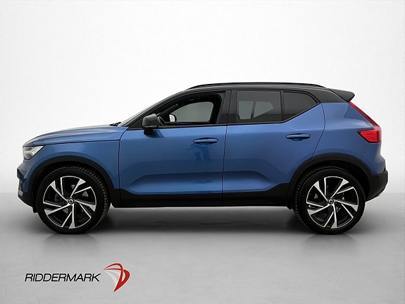 Volvo XC40 4 of 5