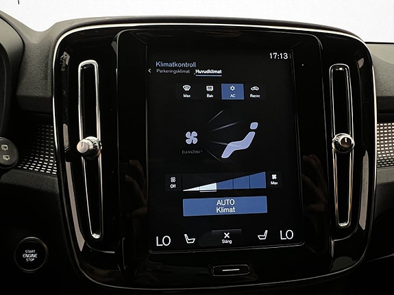 Volvo XC40 23 of 30