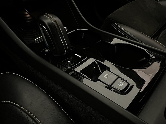 Volvo XC40 26 of 30
