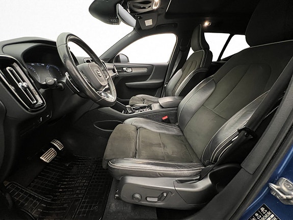 Volvo XC40 13 of 30