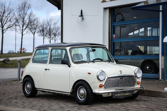 Austin Mini 2 of 5