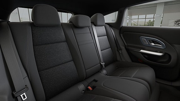 Mercedes-Benz CLA350 5 of 5