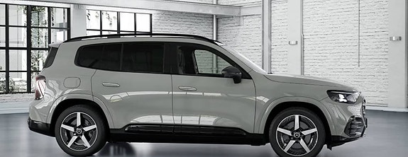 Mercedes-Benz GLB350 2 of 4