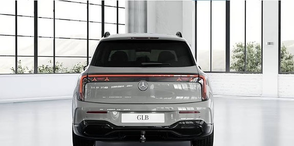 Mercedes-Benz GLB350 4 of 4