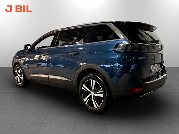 Peugeot 5008 4 of 5