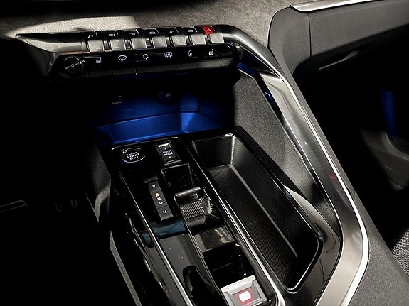 Peugeot 5008 11 of 17