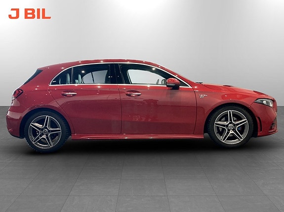 Mercedes-Benz A180 15 of 17