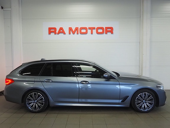 BMW 520d 4 of 5