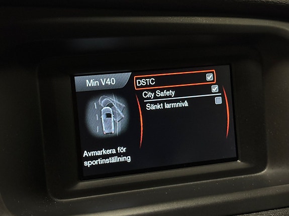 Volvo V40 16 of 17