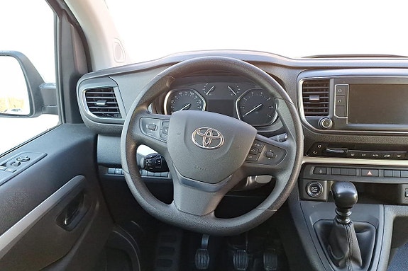 Toyota Proace Verso 10 of 14