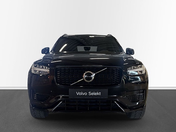 Volvo XC90 9 of 15