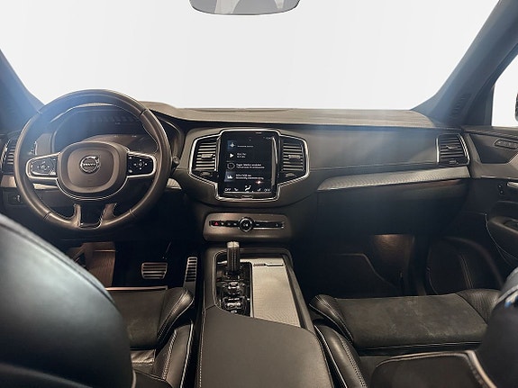 Volvo XC90 6 of 15