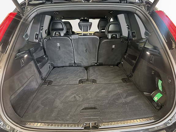 Volvo XC90 14 of 15