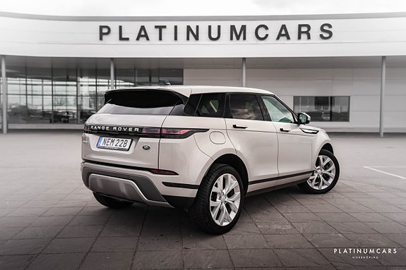 Land Rover Range Rover Evoque 2 of 5