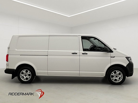 Volkswagen Transporter 2 of 5