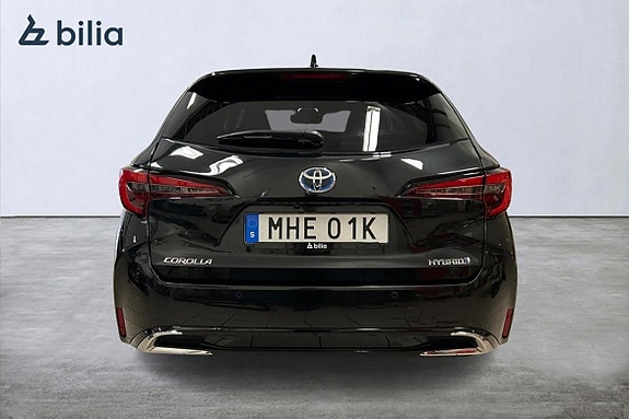 Toyota Corolla 5 of 5